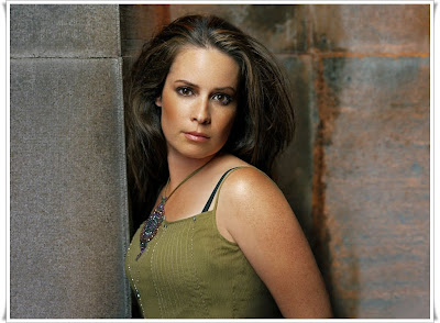 Holly marie combs pics