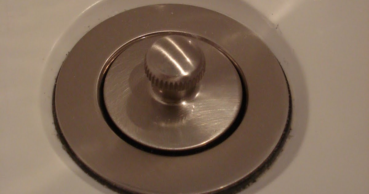 White Wood studio DIY , how to replace an old tub drain