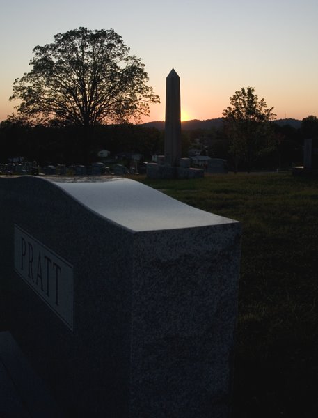 [Graveyard+Sunset+Pratt.jpg]