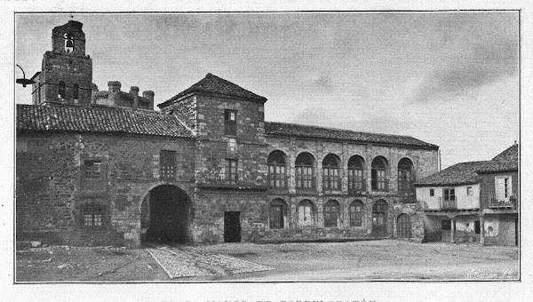 Torrelobatón-Plaza Mayor (Valladolid)