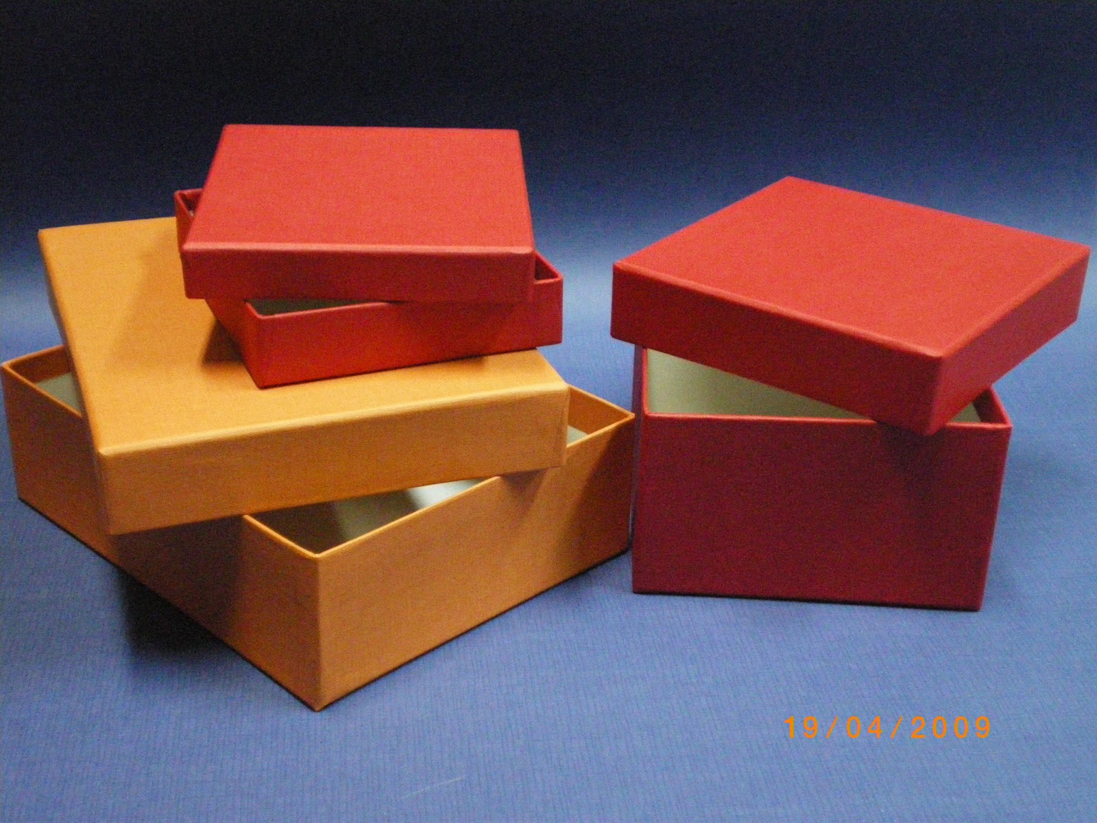 Cajas de Cartón a Medida: Cajas de Regalo de tienda