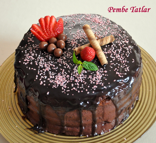 Pembe Tatlar Duble Çikolatalı Pasta