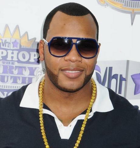 flo rida low. Groove and move as FLO RIDA