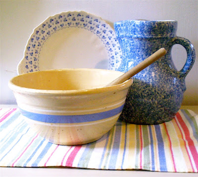 vintage mixing bowls