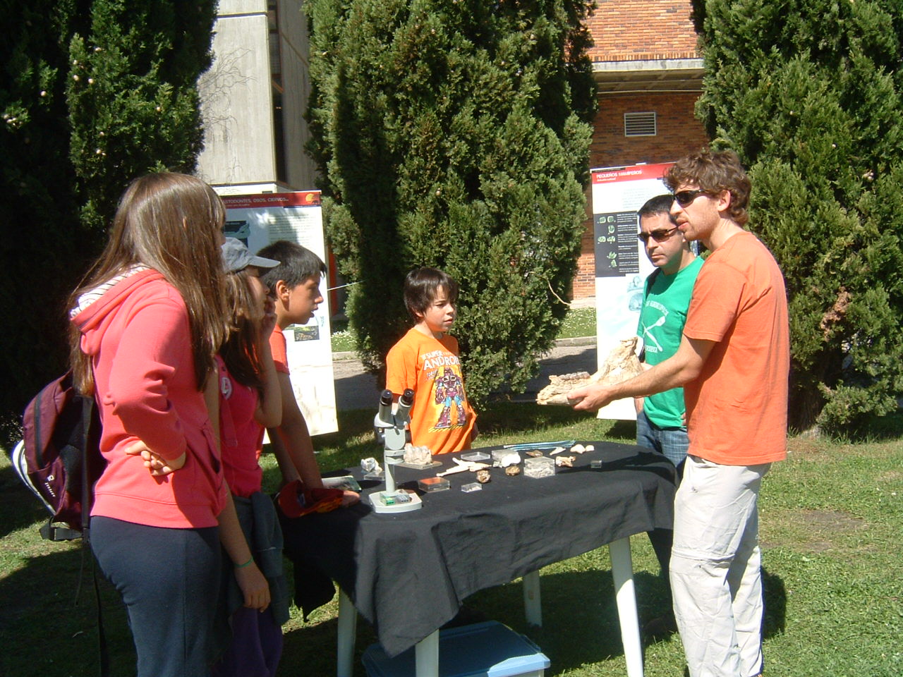[DSCF0004.JPG]