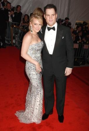 Images Mike Comrie and Hilary Duff