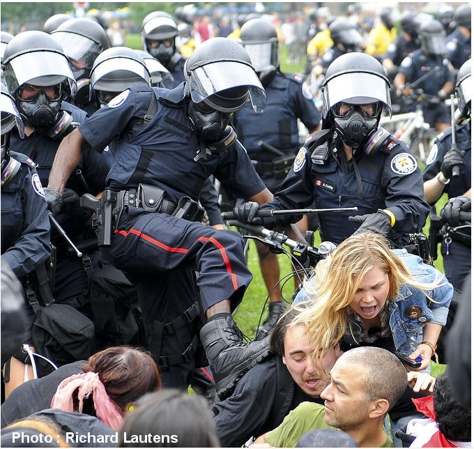 G20+police+riot.jpg