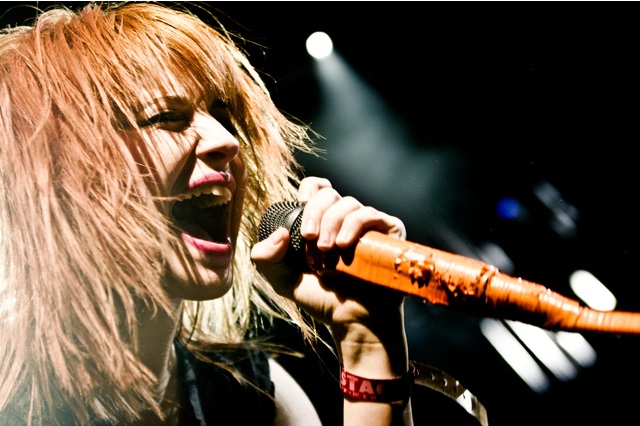 hayley williams twitter pic hayley williams twitter scandal pic. hayley williams twitter pic