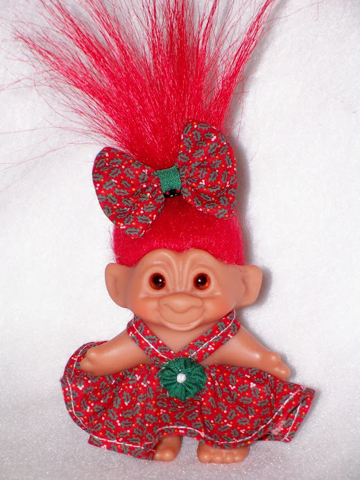 #T23 Christmas Holly Dress For Troll Doll