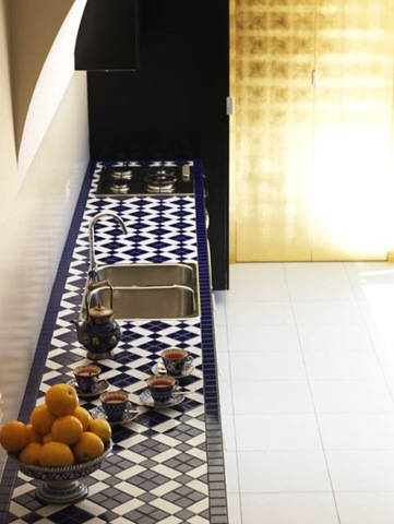 [Balção+de+azulejos[11].jpg]