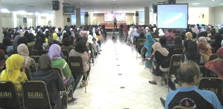 Seminar Kanker Serviks ke 2 yg diselenggarakan oleh para peserta USB (24 Juli 2010)