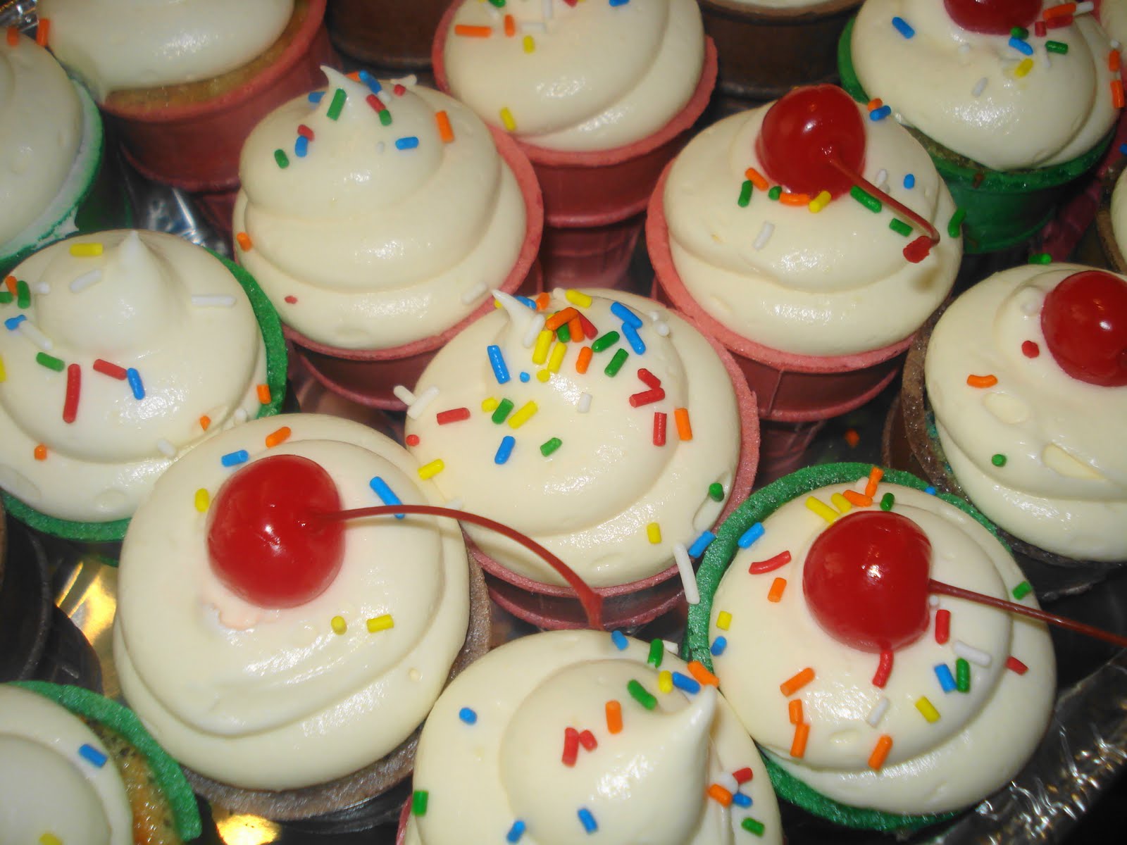 Dame Good Eats Homemade Funfetti Ice Cream Cone Cupcakes