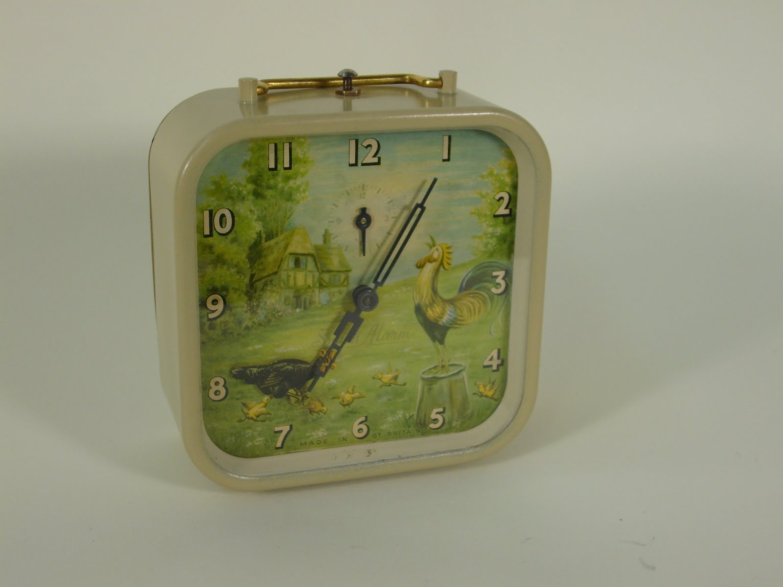 Collecting 20thc Rural Culture Farmyard alarm clock, 1950s