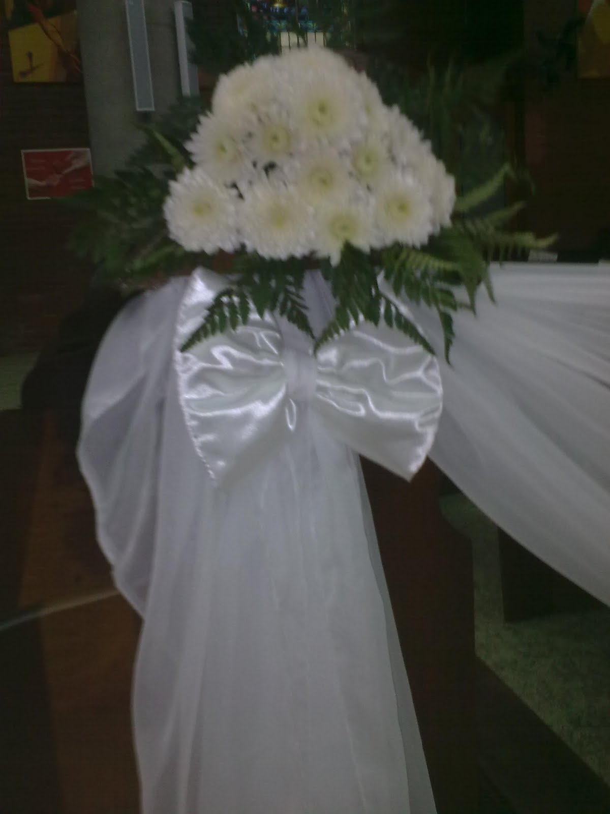 Flores e decorações Staub Decoraç u00e3o de comunh u00e3o # Decoração Para Primeira Comunhão Na Igreja Flores e decorações Staub Decoraç u00e3o de comunh u00e3o # Decoração Para Primeira Comunhão Na Igreja