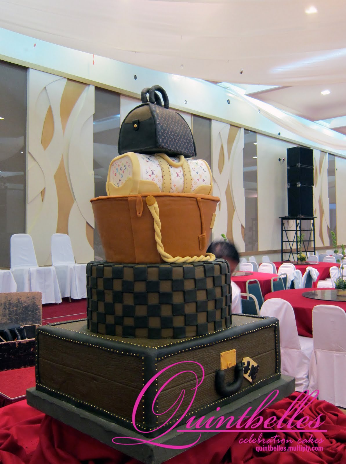 Quintbelles Louis Vuitton Inspired Wedding Cake Quintbelles Louis Vuitton Inspired Wedding Cake