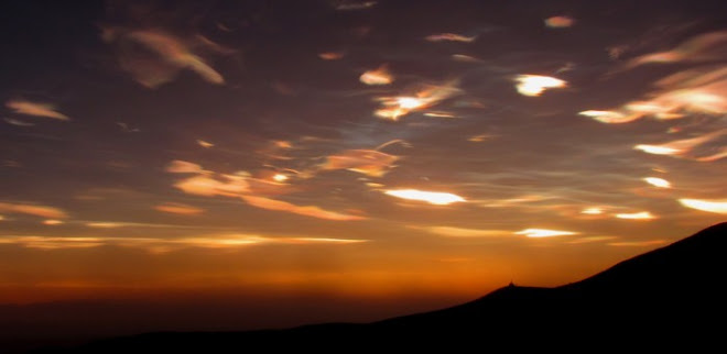 Nacreous clouds