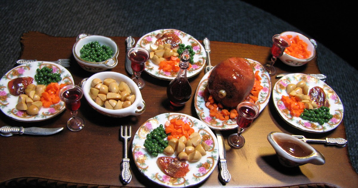 A miniature life Updated setting of the victorian dinner...