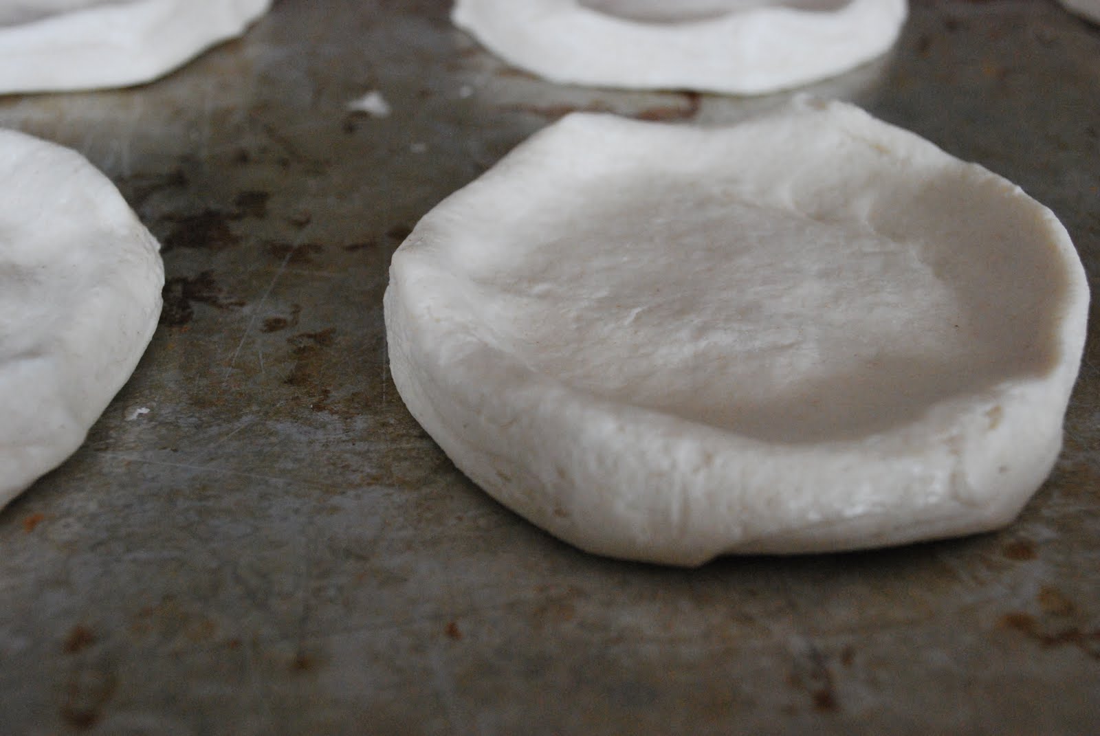 [Pizzas+on+a+budget.JPG]