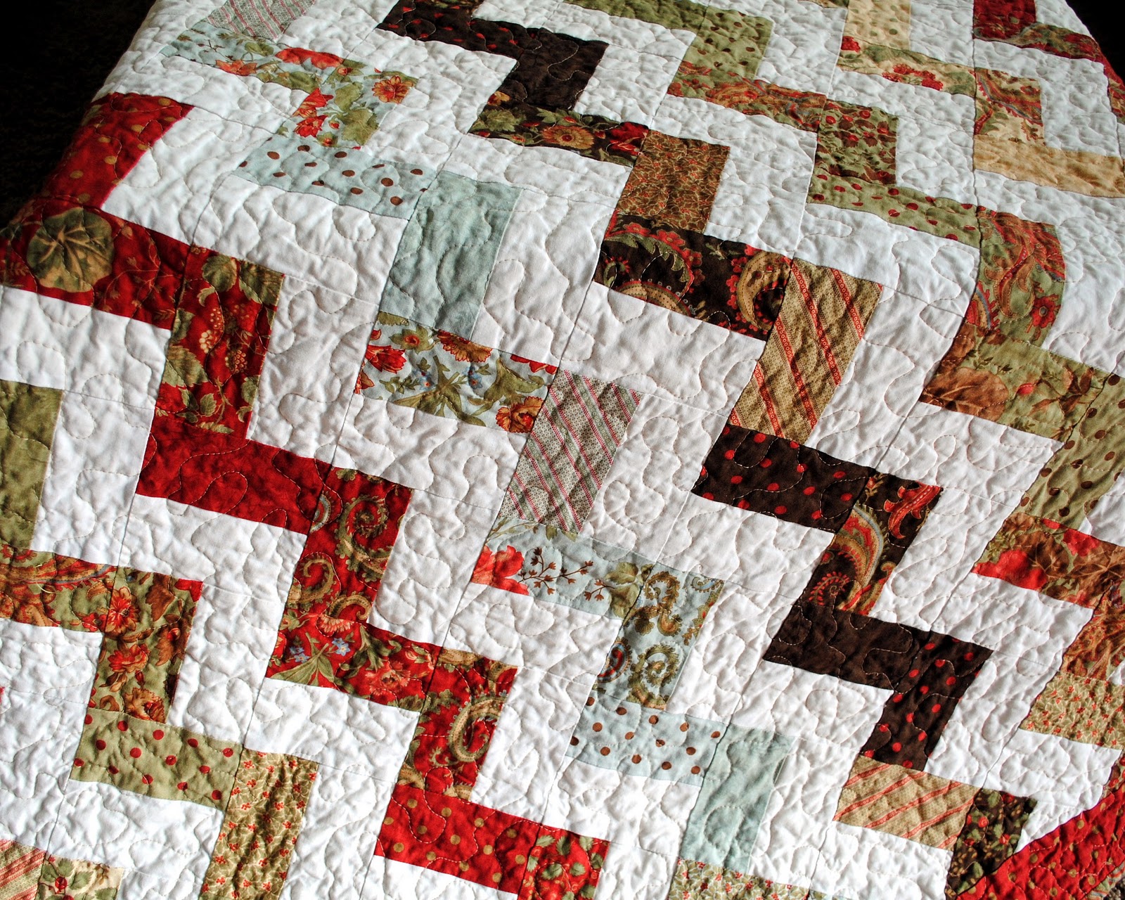 Hideaway Girl Finished Zig Zag Quilt