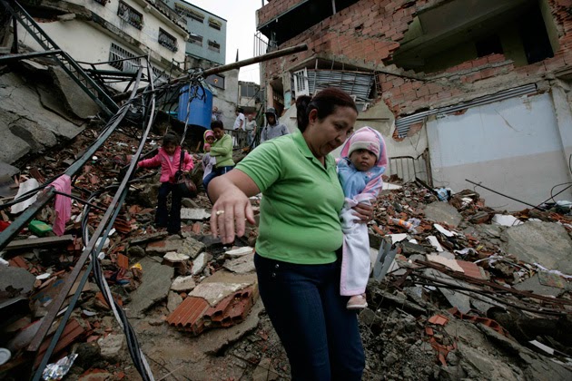 .: Deslizamientos en el barrio Altavista de Catia