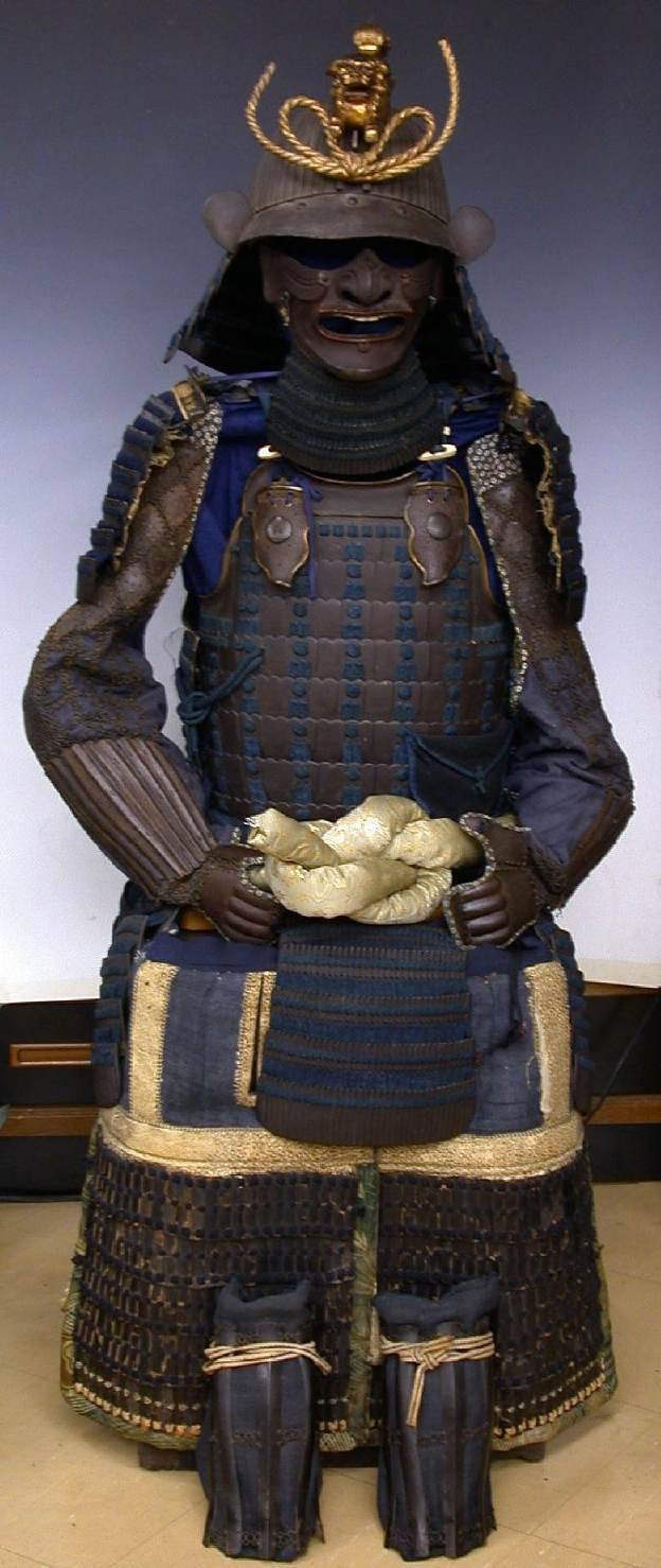 [japanese_samurai_armor_2010_3.jpg]