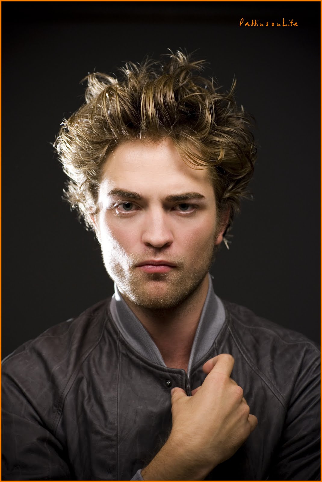 Robert Pattinson News: 'Twilight' Photoshoot For Empire Magazine: HQ