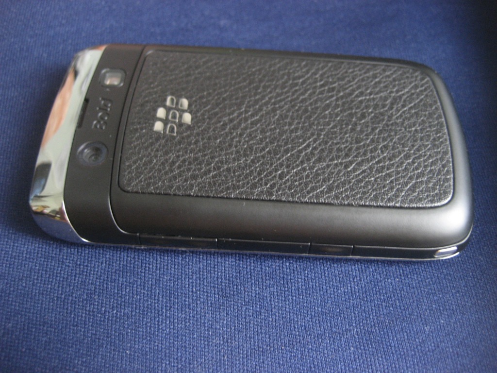 http://2.bp.blogspot.com/_5ujXtYgXOIY/TFUGDj_0iDI/AAAAAAAACHw/Opxu9_mgJy4/s1600/blackberry-bold-9700-128.jpg