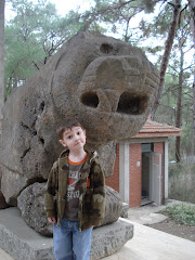 Bennett and the Lion Statue