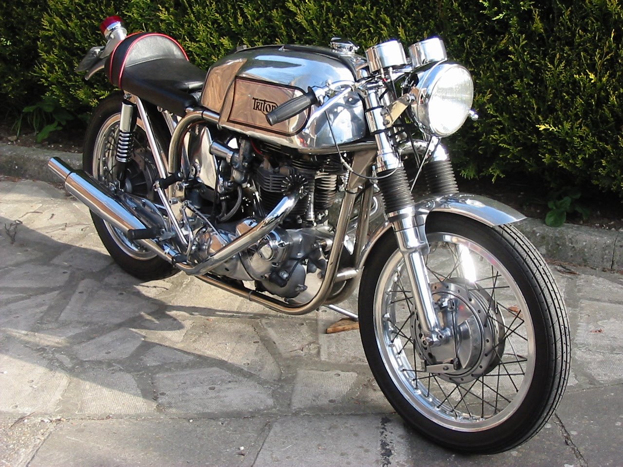 Clásicas Hot rod bobber cafe racer LAS TRITON