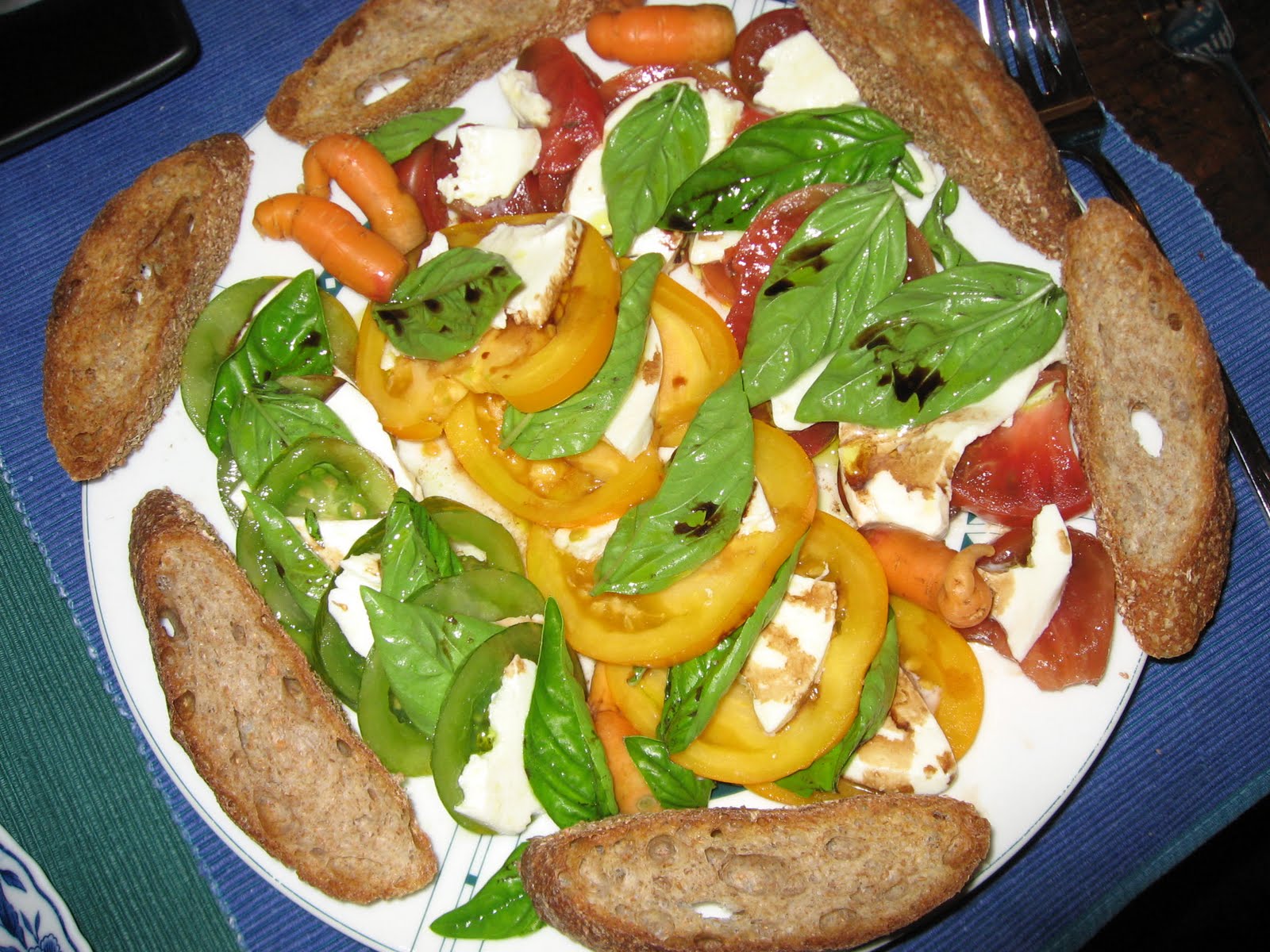 [Garden+dinner+2.JPG]