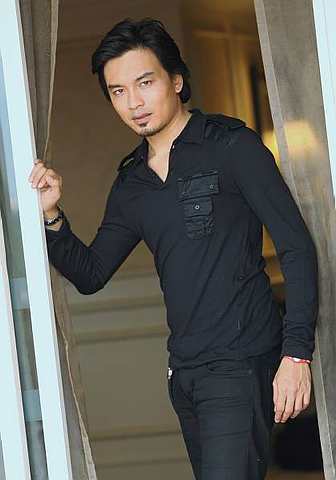 album anuar zain lelaki ini