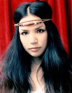 芸能 アイドル Superflyの学生時代の写真と元カレとの衝撃動画