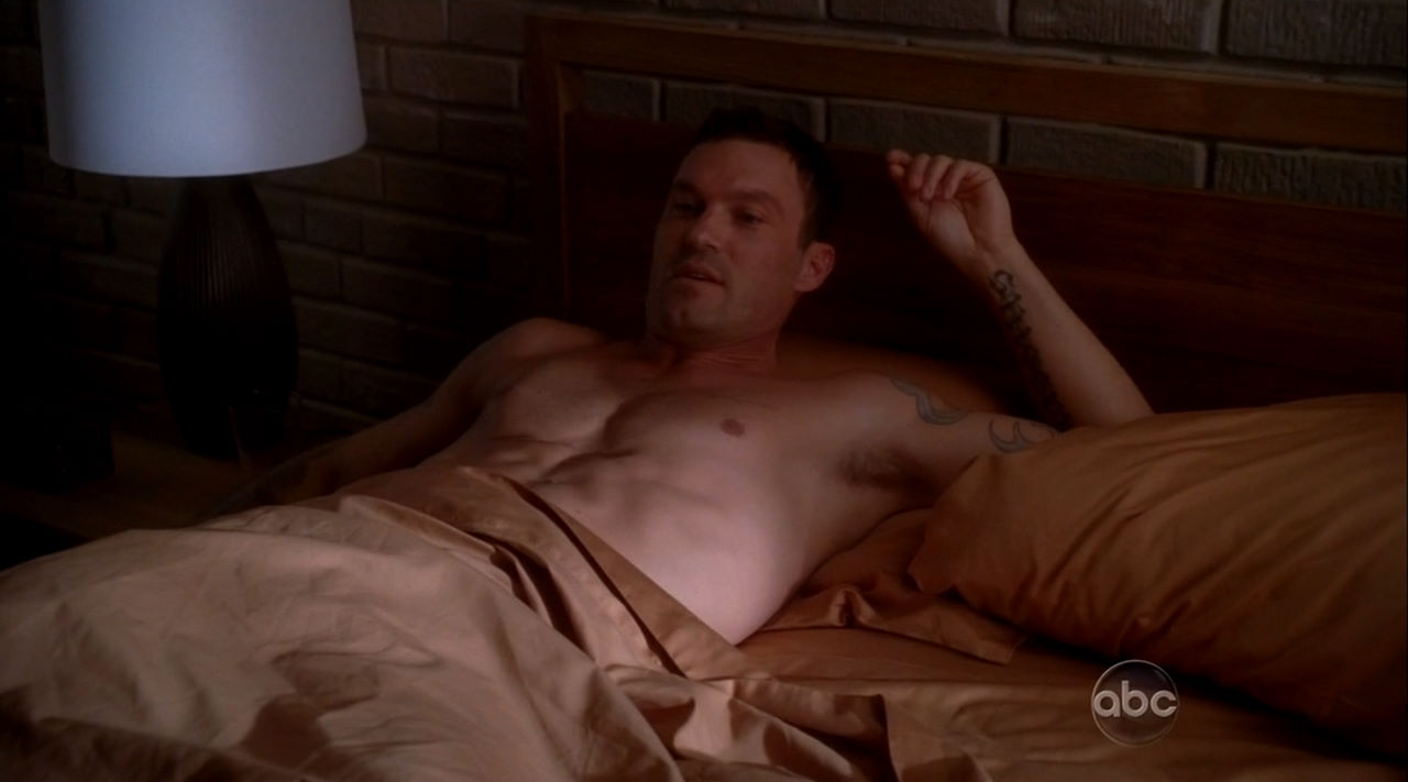 Brian Austin Green shirtless and sexy vidcaps