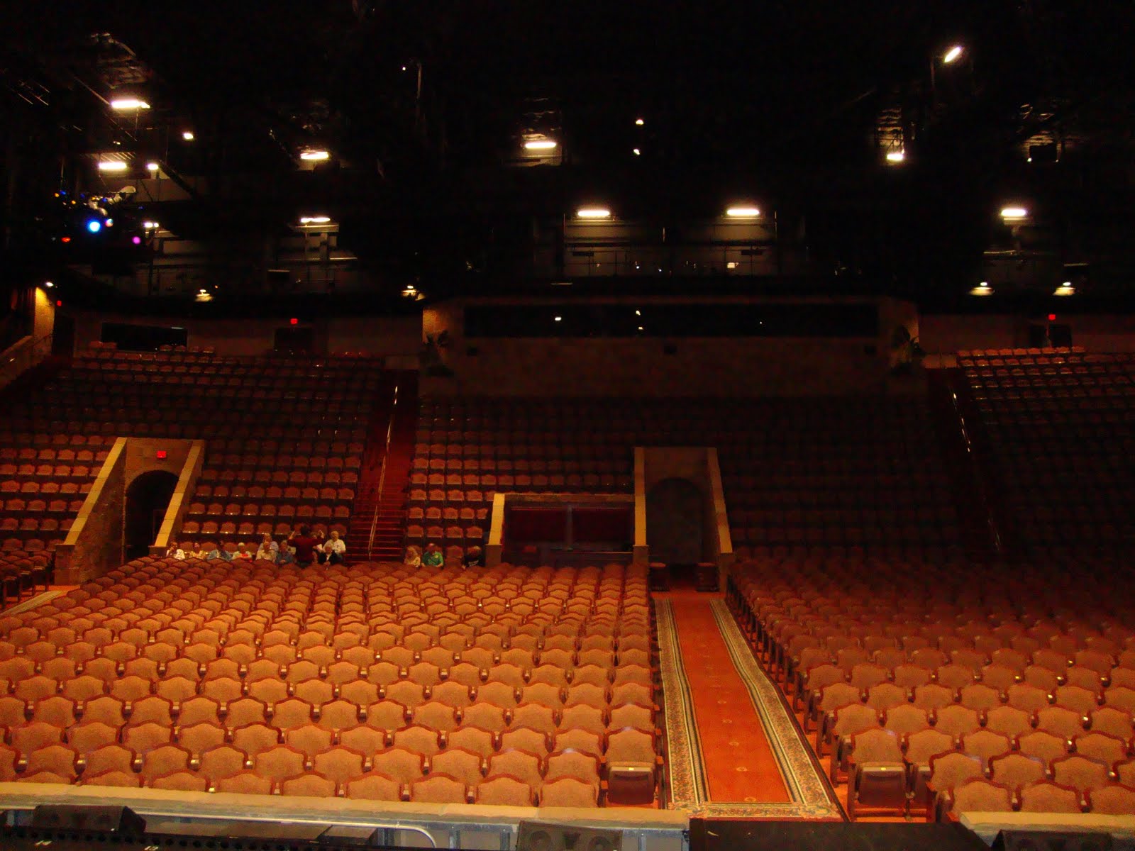 a hint of home sight and sound sight and sound theatre branson seating chart