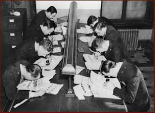 history of fingerprinting essay History of fingerprinting essays forensic science used in criminal justice has recently been revolutionized with new dna technology, but fingerprinting is still the. history of fingerprinting essay History of fingerprinting essays forensic science used in criminal justice has recently been revolutionized with new dna technology, but fingerprinting is still the.