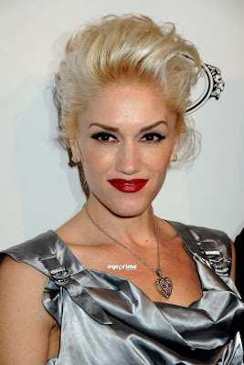  Gwen Stefani Hot Photo