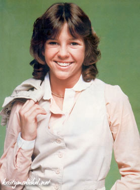 kristy mcnichol hot sexy photoshoot mcnicol rschen ventilator bluse mode