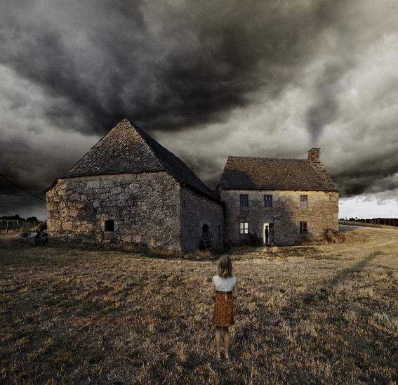http://2.bp.blogspot.com/_6ANko4sjweM/SwLpdW6MK1I/AAAAAAAAW7E/M6PYYfx14Ro/s1600/Dark+Clouds+over+house.jpg