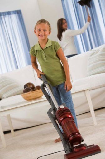 [kids+help+with+cleaning.jpg]