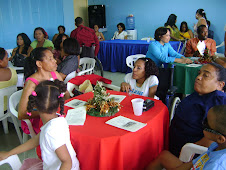 Compañeras del CIMUDIS comparten impresiones en navidad