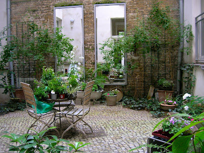 Berliner Hinterhöfe: Juli 2009