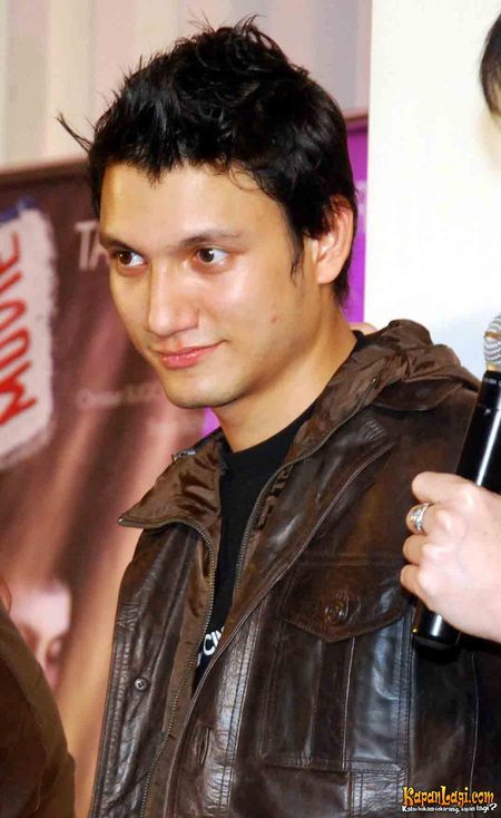 Kuchalana Christian Sugiono Mamat Sweet Yang Ku Minat