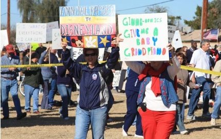 [disneyland+sign.bmp]