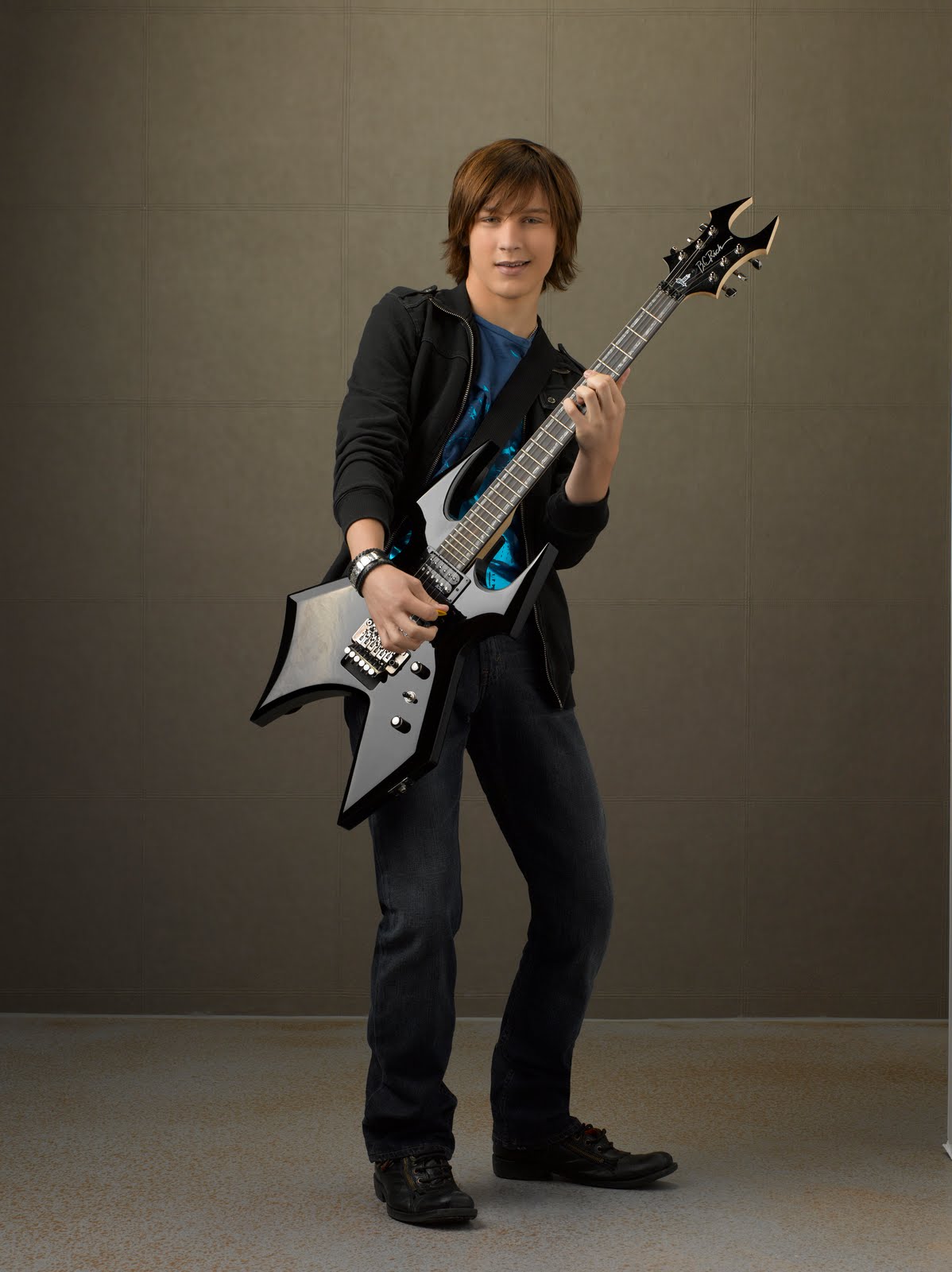 DISNEY XD CANAL, SERIES, JUEGOS, ANIME, CARTOONS, IMAGENES ESTOY EN LA