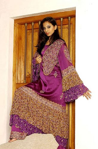 Arabic Styled Purple and Gold Wedding Dress Arabic Styled Purple and Gold Wedding Dress