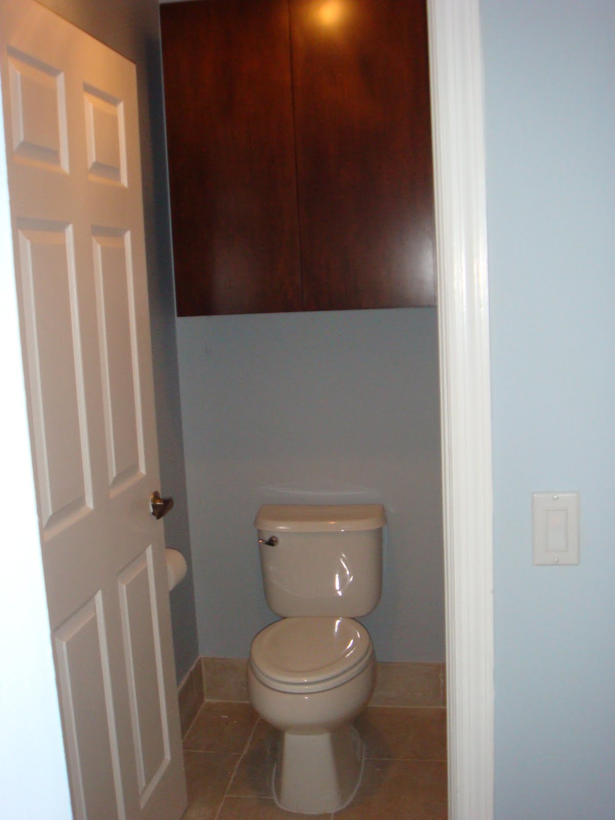 Kitchen cabinet toe kick So, that's all in cabinews. The granite has been templated and