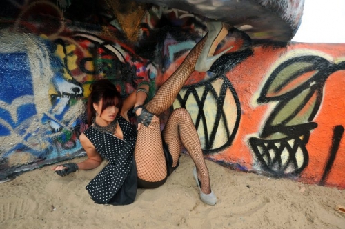 maria kanellis upskirt facebook teens in halloween party nude