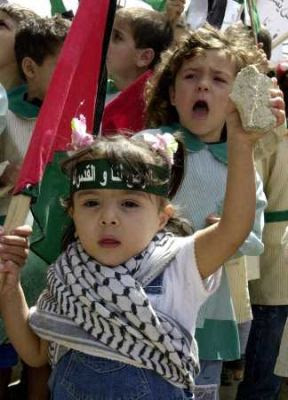 اطفال فلسطين هم الابطال لكم المجد يركع لانكم ابناء فلسطين Normal_aaa32