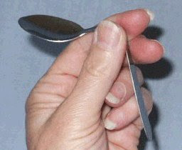 spoon+bending.jpg