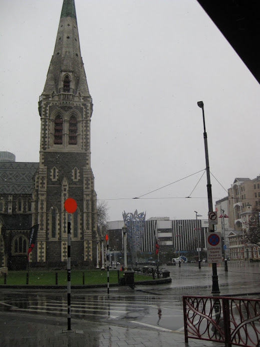 Il neige, si si, regardez bien... toujours en juillet